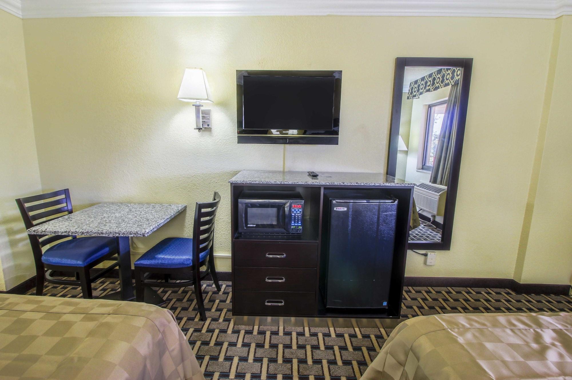 Inn Of America Palm Beach Gardens Bagian luar foto