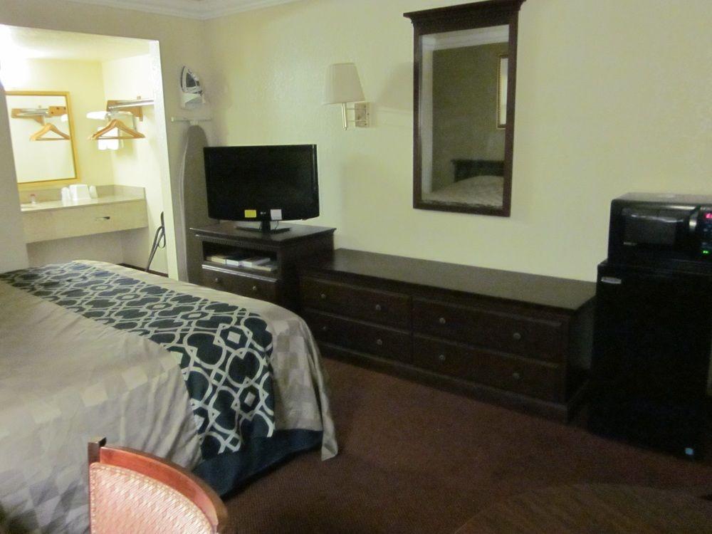 Inn Of America Palm Beach Gardens Bagian luar foto